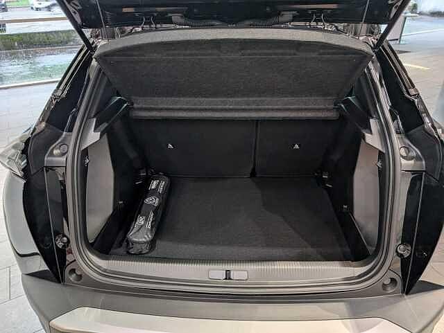 Peugeot 2008 Hybrid 136 e-DCS6 Style