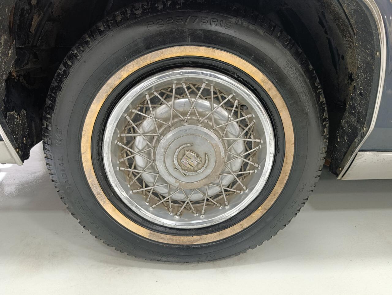 Cadillac Fleetwood Brougham