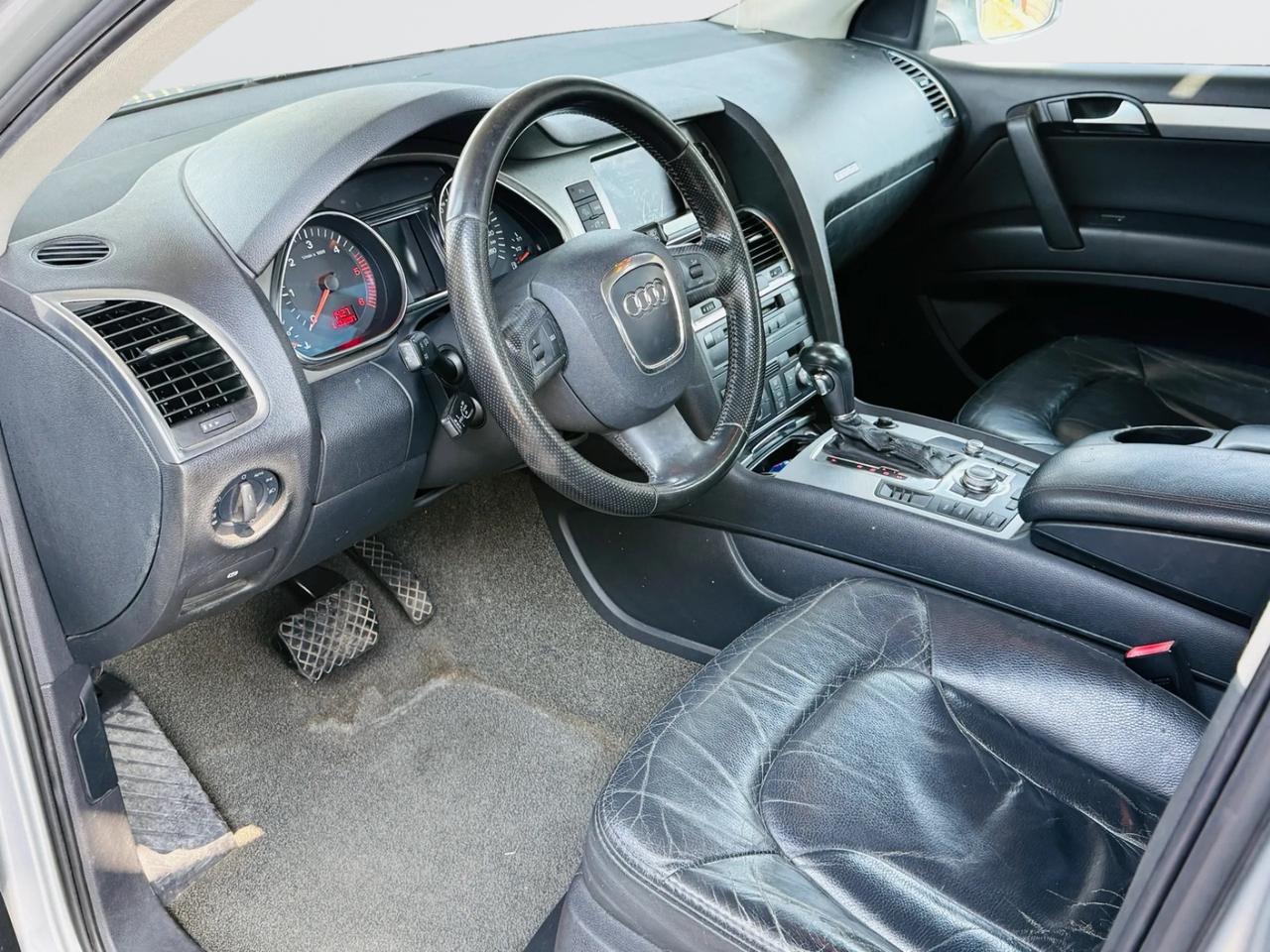 Audi Q7 3.0 V6 TDI quattro S tronic *TETTO PANORAMA*7 POSTI*