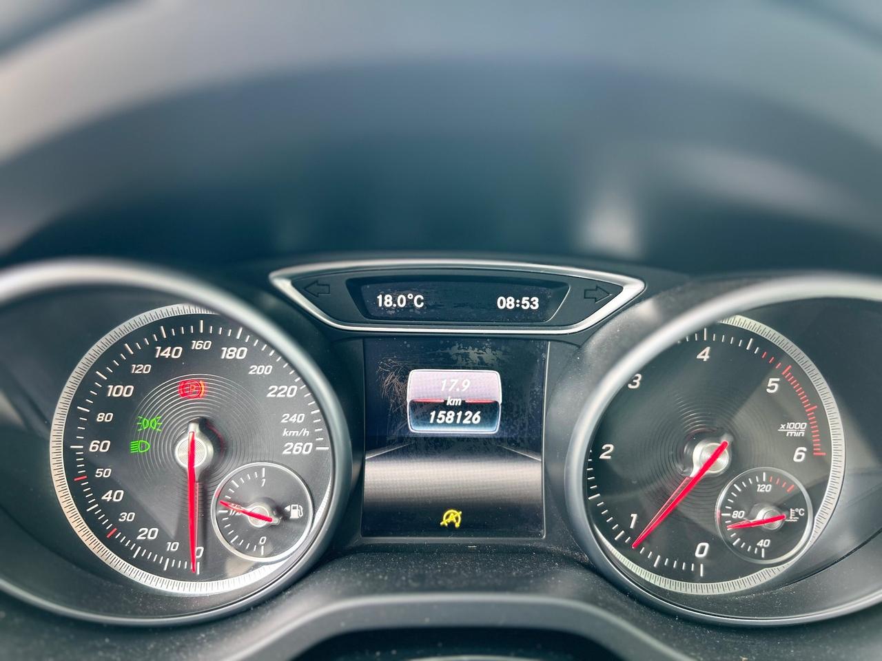 Mercedes-benz CLA 180 d Sport guidabile neopatentati