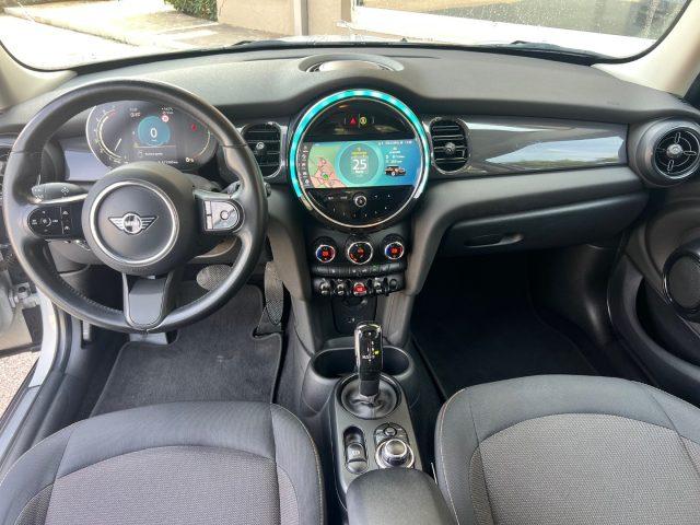 MINI Cooper 1.5 Cooper Business 5 porte