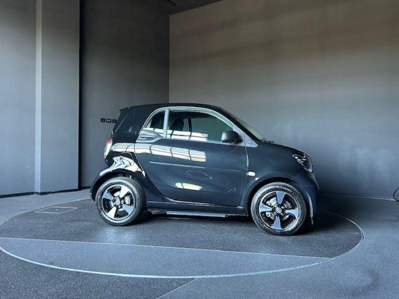 smart fortwo EQ Passion