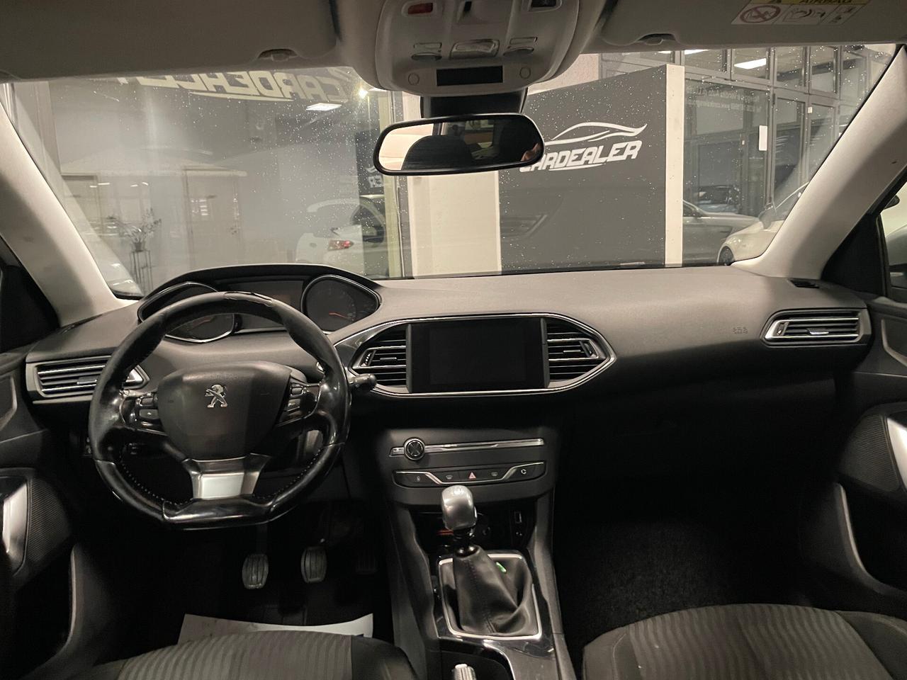 Peugeot 308 BlueHDi 120 S&S EAT6 SW Allure