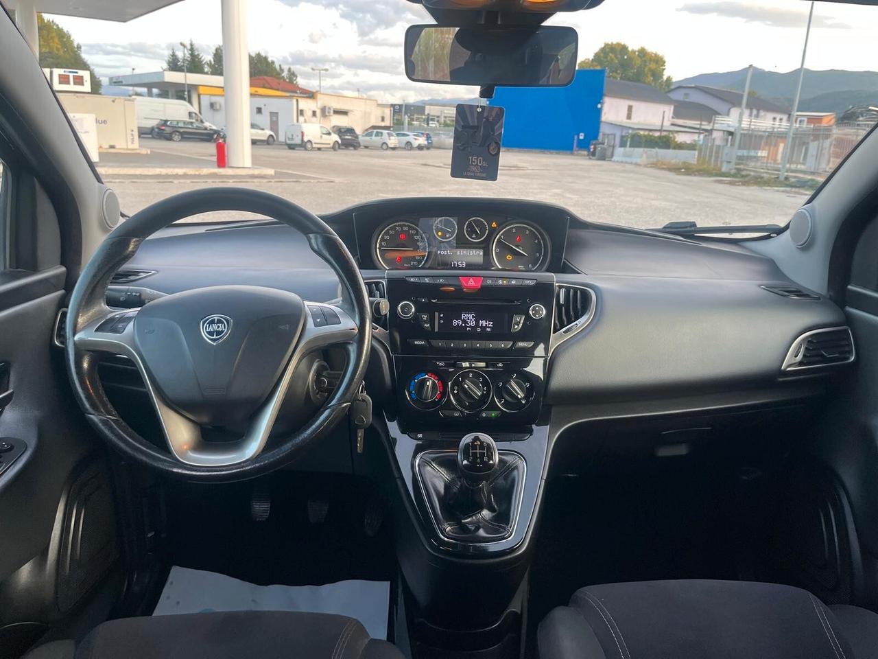 Lancia Ypsilon 1.3 MJT 16V 95 CV 5 porte S&S Elle