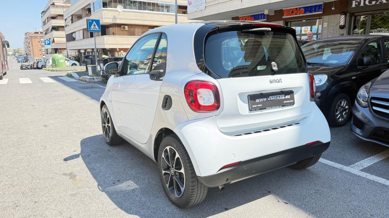 Smart ForTwo 1000 62 kW coupé passion LED PANORAMA CERCHI 16 BLUETOOTH PDC