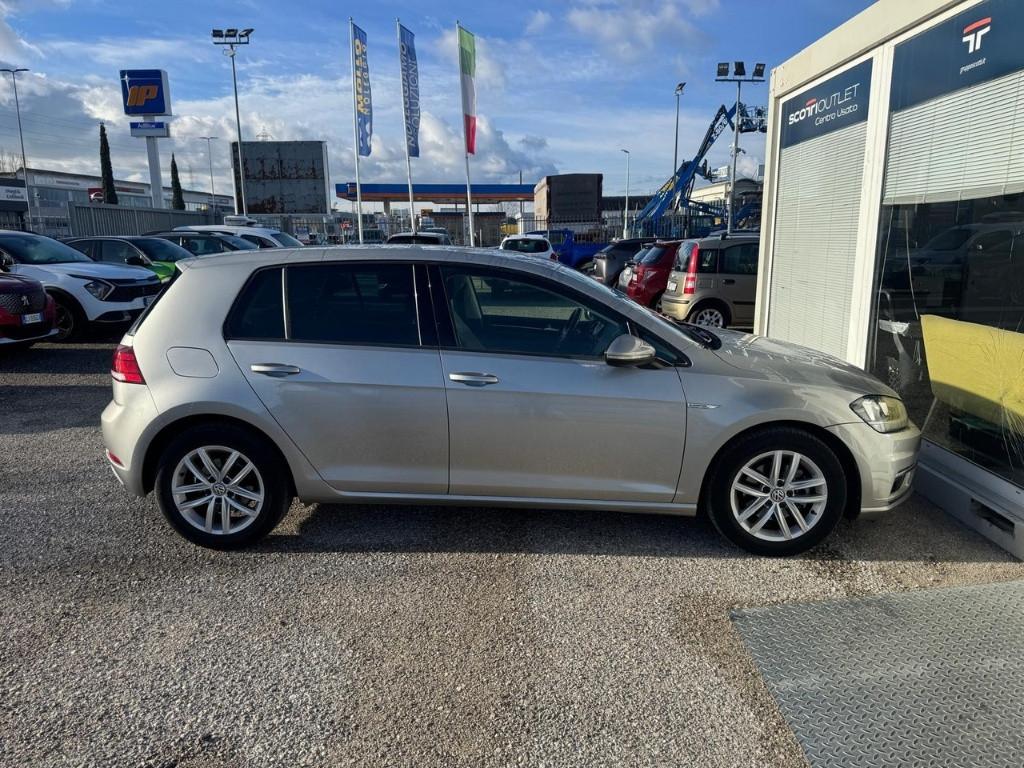VOLKSWAGEN Golf VII 2017 5p - Golf 5p 1.5 tgi Executive 130cv dsg