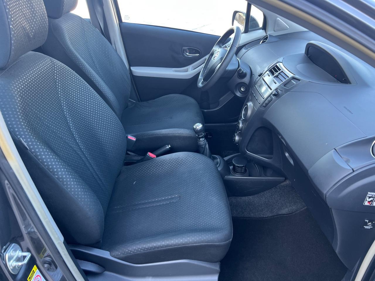 Toyota Yaris 1.3 5 porte Sol