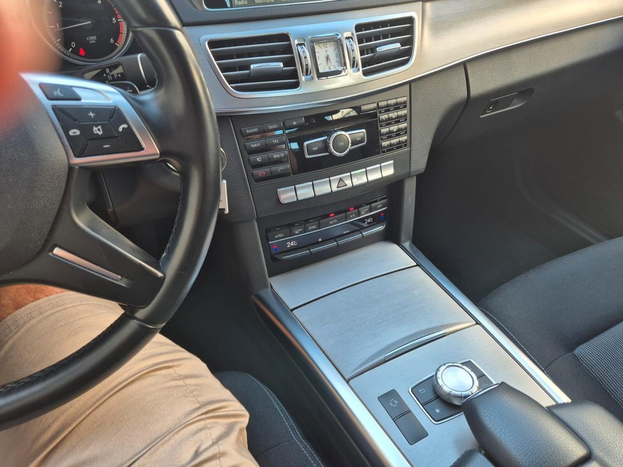 Mercedes-benz E 200 BlueTEC Executive