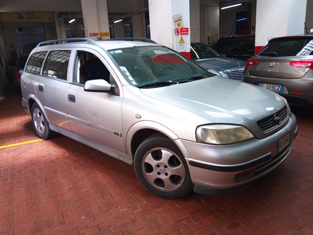 Opel Astra 1.6i 16V cat Station Wagon Sport