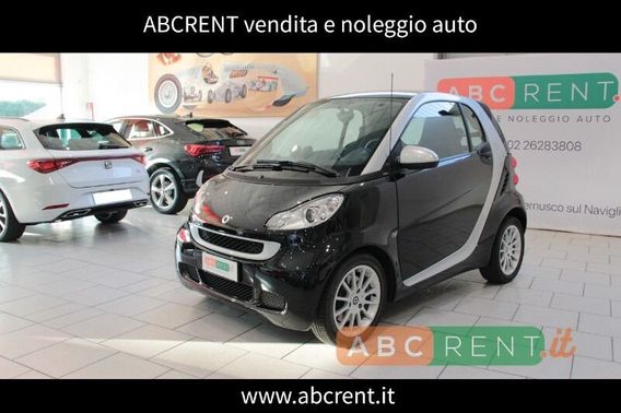 smart fortwo  fortwo 1000 52 kW MHD coupé pure