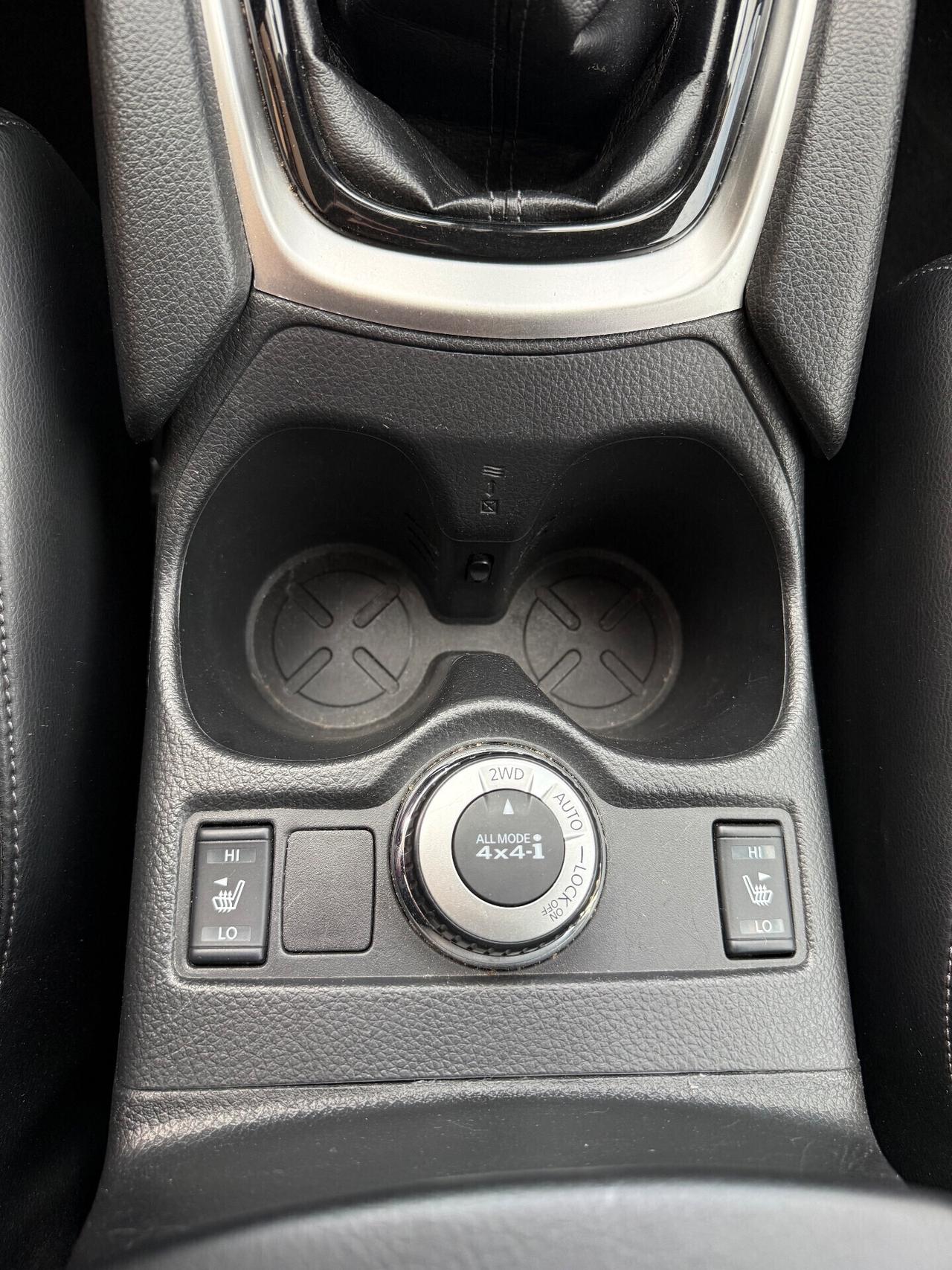 Nissan X-Trail 4WD FULL OPTIONAL.