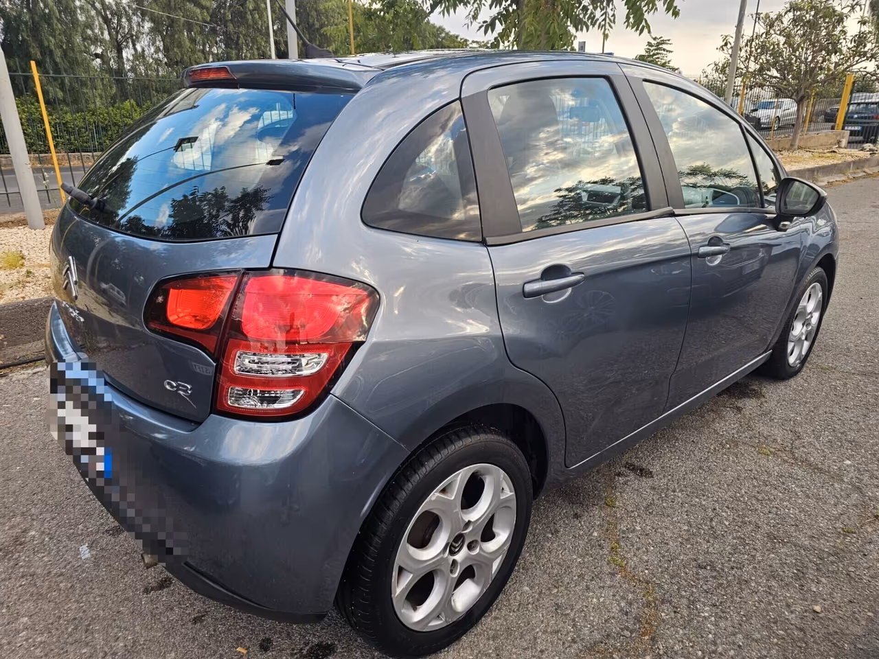 Citroen C3 1.1 b.e.n.z.i.n.a. .4 .c.i.l.n.d.r.i.