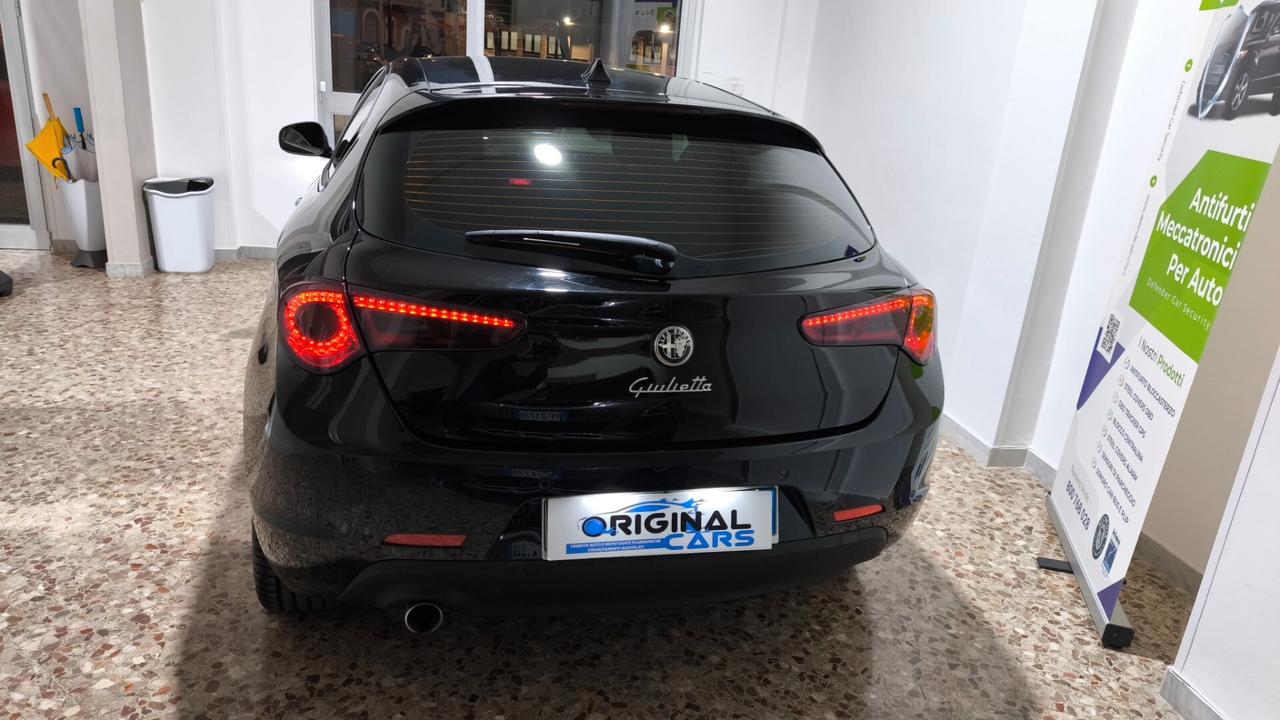 Alfa Romeo Giulietta 1.6 JTDm-2 105 CV Exclusive