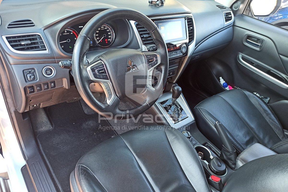 MITSUBISHI L200 2.3 D Double Cab 4x4 Super Select Diamond aut.