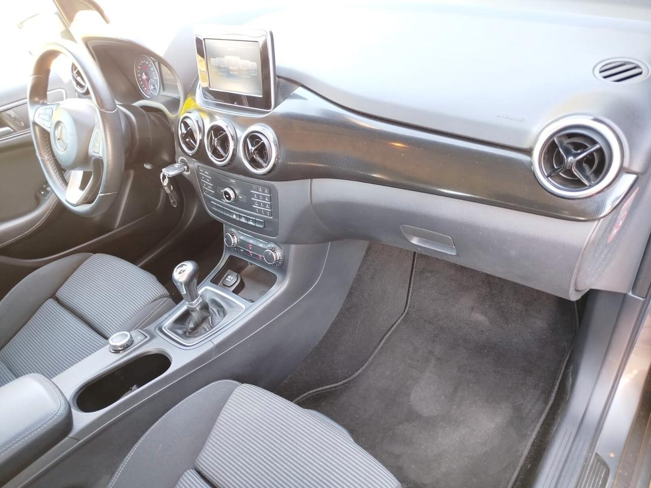 Mercedes-benz B 200 c Sport
