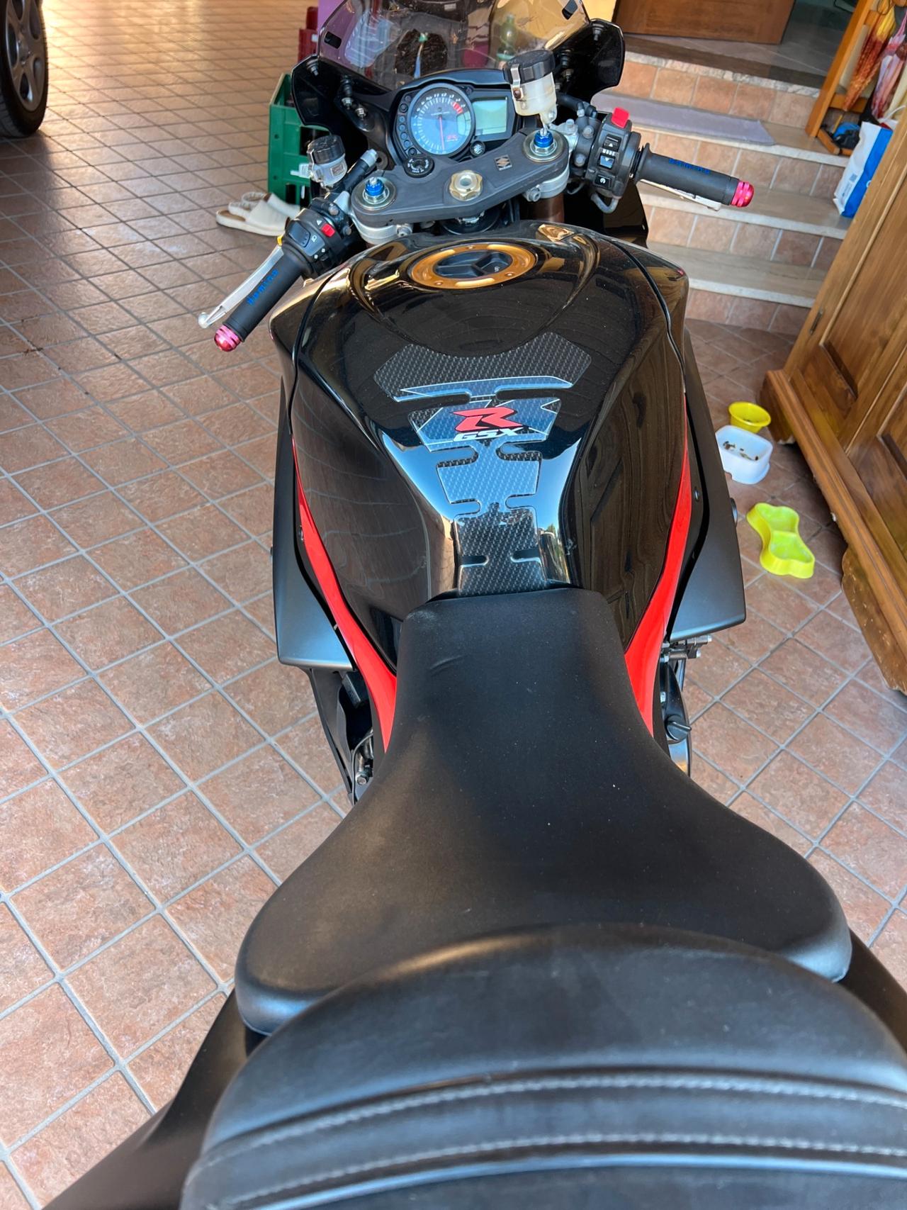 suzuki gsxr 1000