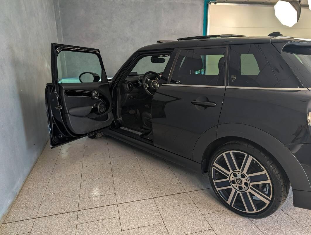 Mini Mini 5 Porte 1.5 Cooper Yours auto