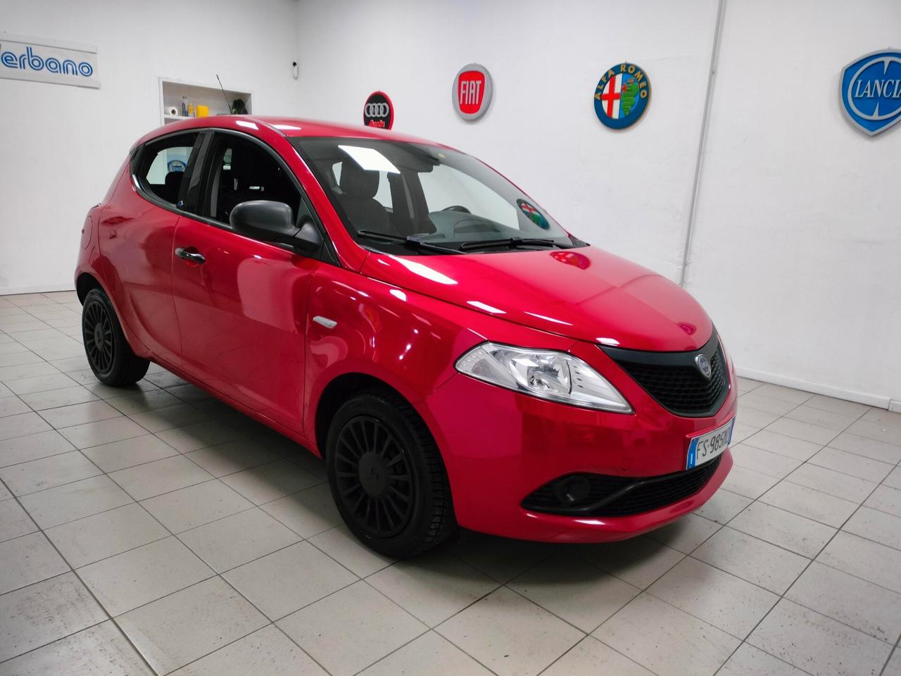 Lancia Ypsilon 1.2 69 CV 5 porte GPL Ecochic Elefantino Blu