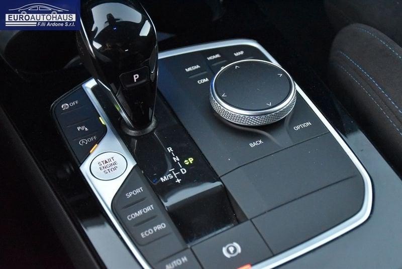 BMW Serie 1 118 d 5p. Msport *SEDILI A GUSCIO, LUCI AMBIENT*