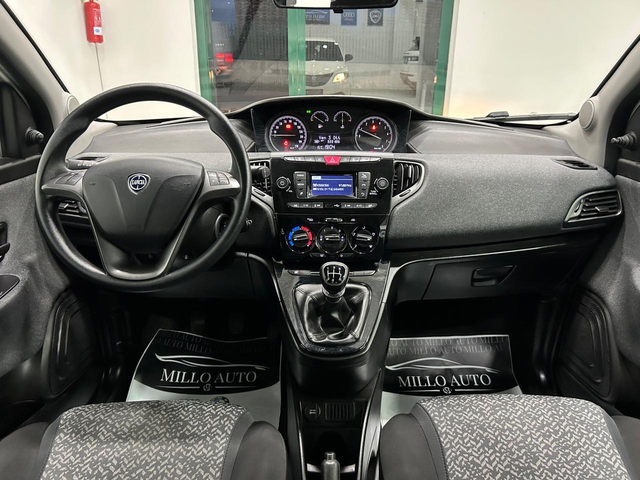 Lancia Ypsilon 1.2 69 CV Elefantino Blu 33.000KM