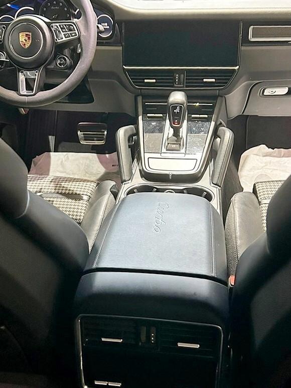 Porsche Cayenne Coupé 4.0 V8 Turbo