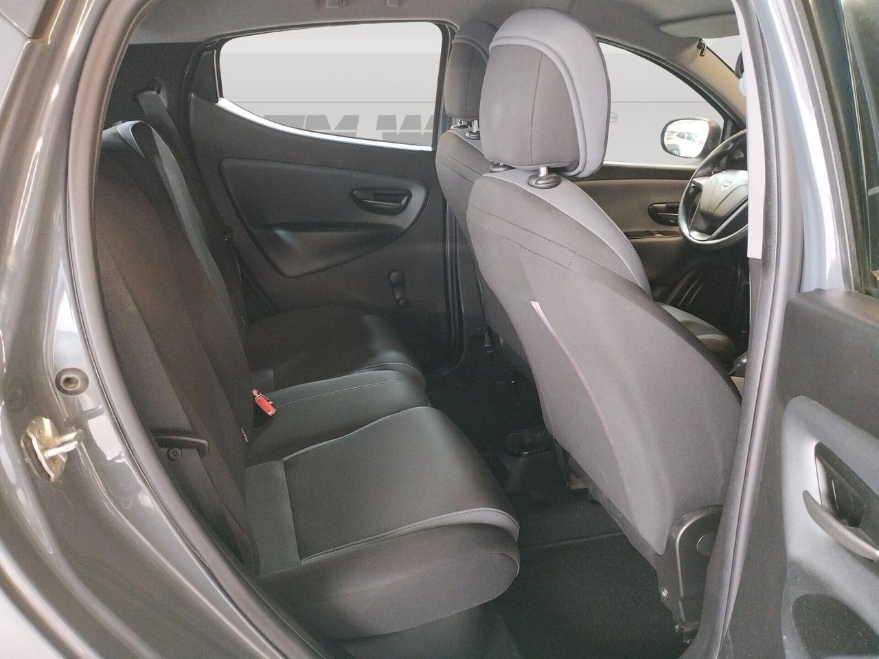 Lancia Ypsilon 1.2 Silver 69cv - NEOPATENTATI