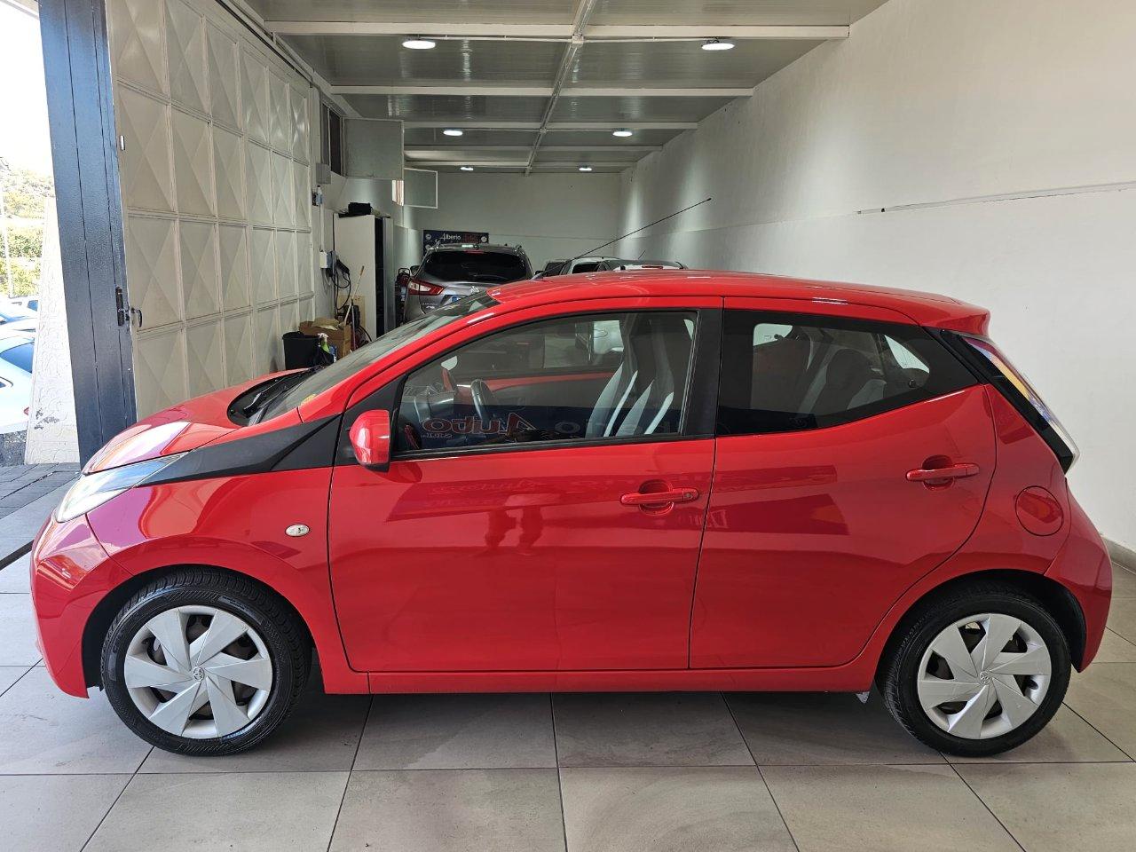 Toyota Aygo 5 Porte Aygo 5p 1.0 x-play my15