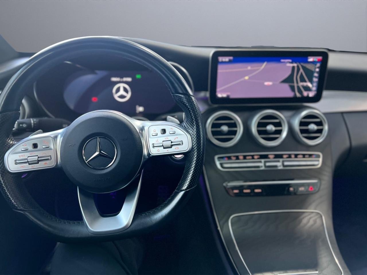 MERCEDES-BENZ C220d 4Matic PREMIUM AMG-PANO-WIDESCREEN