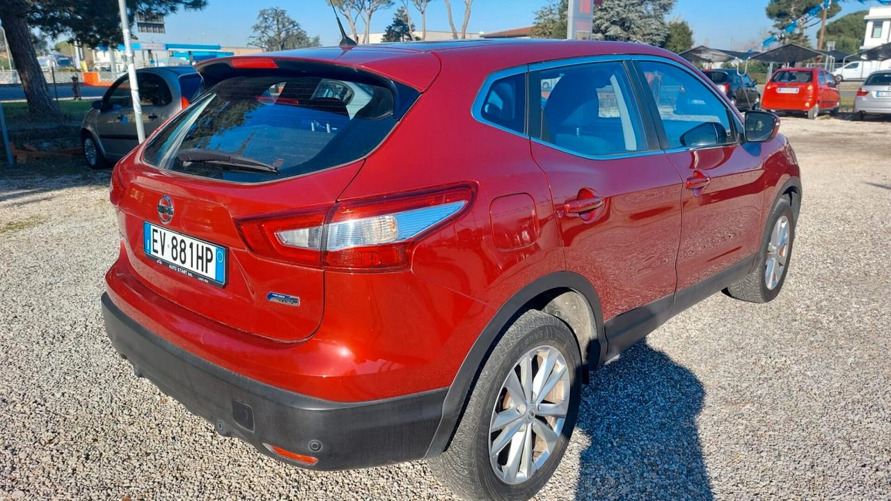 Nissan Qashqai 1.5 dCi DPF Acenta