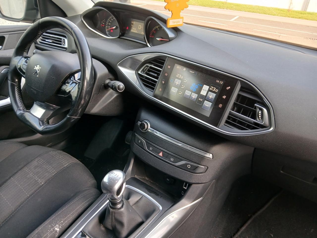Peugeot 308 BlueHDi 150 SW