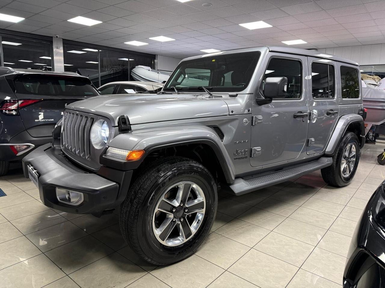 Jeep Wrangler Unlimited 2.2 Mjt II Sahara "SKY ONE"