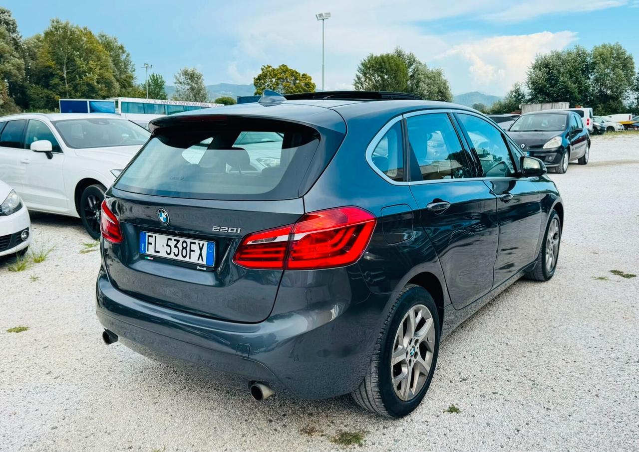 Bmw Serie 2 Gran Tourer 220i aut.