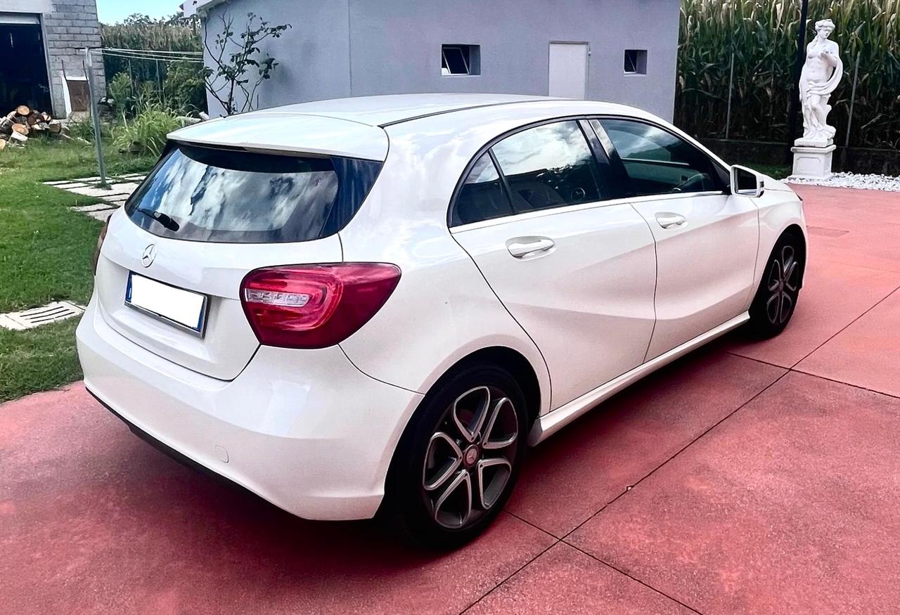 Mercedes-benz A 180 Premium