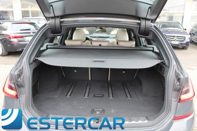 BMW 320 d 48V xDrive Touring Msport