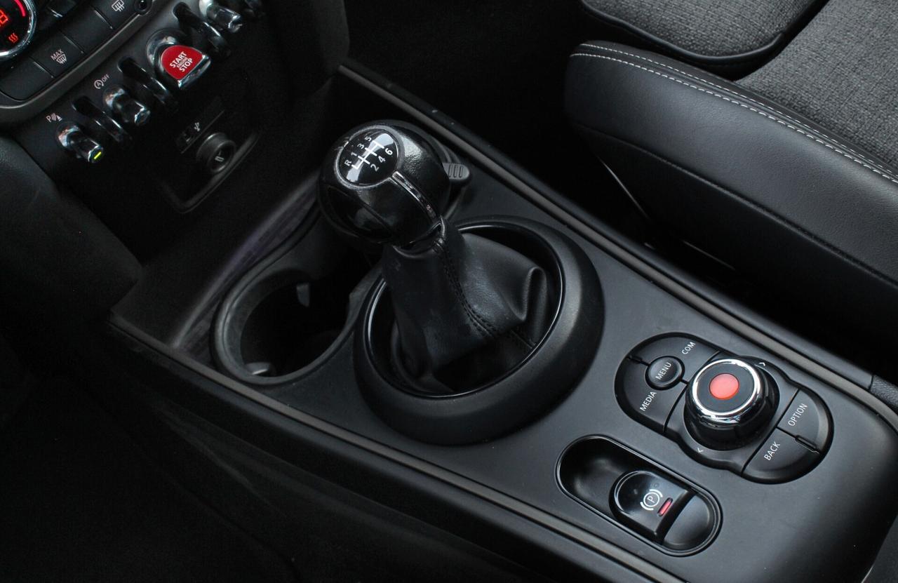 Mini Cooper D Countryman 2.0 Hype