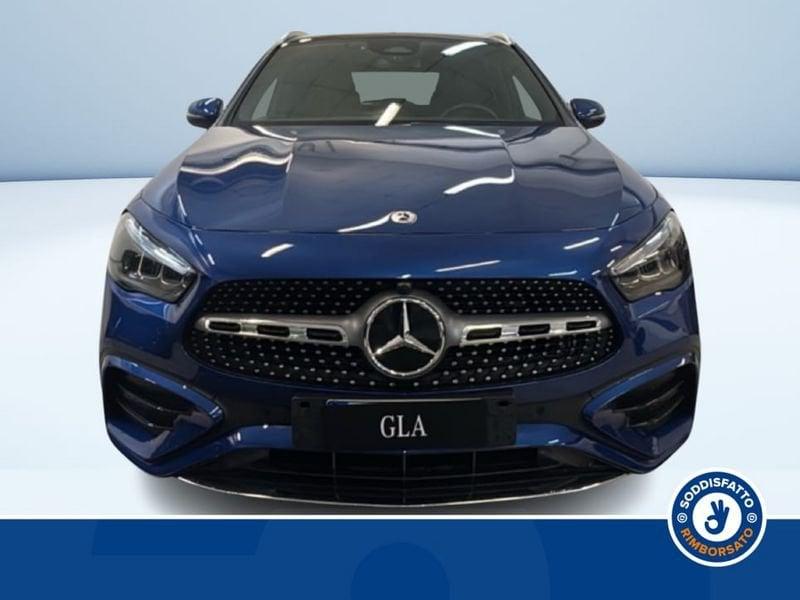 Mercedes-Benz GLA 200 D AUTOMATIC AMG Line PREMIUM