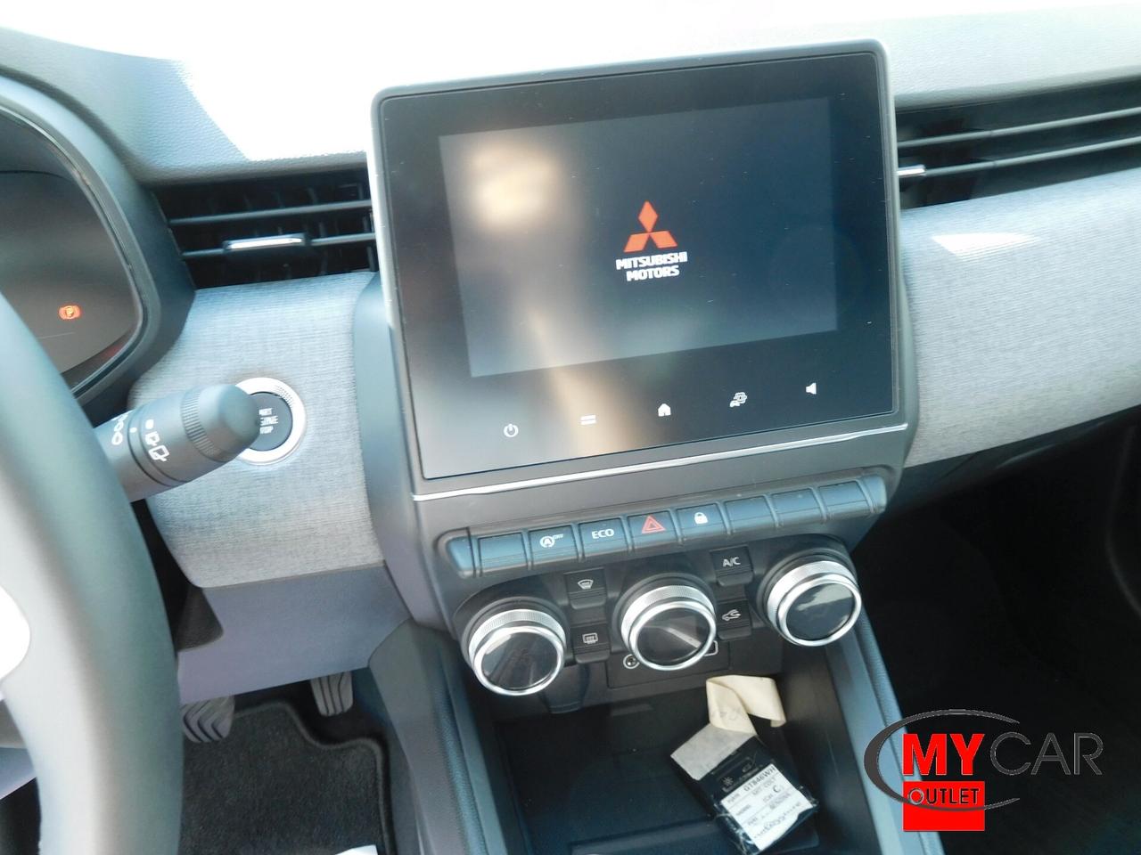 Mitsubishi Colt 1.0L turbo 90cv Invite