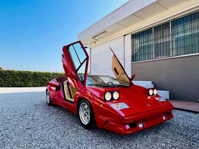 Lamborghini Countach Countach 5.2 quattrovalvole LP