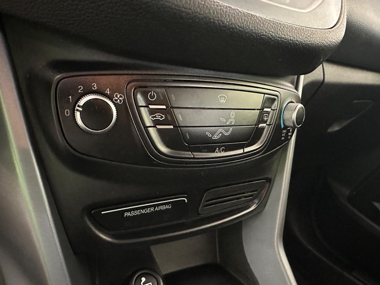 Ford B-Max 1.5 TDCi 75 CV Business Titanium 2017