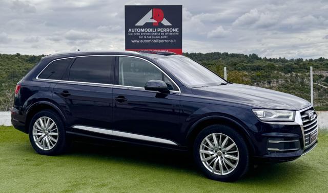 AUDI Q7 3.0 TDI 272cv Quattro (Tetto/Gancio/7posti/Pelle)