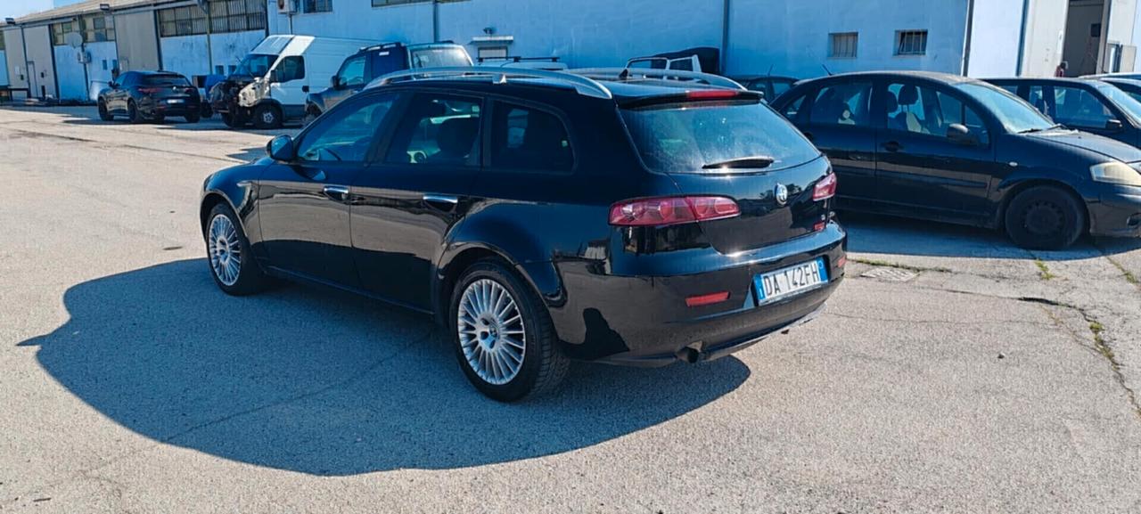 Alfa Romeo 159 1.9 JTDm 16V Distinctive