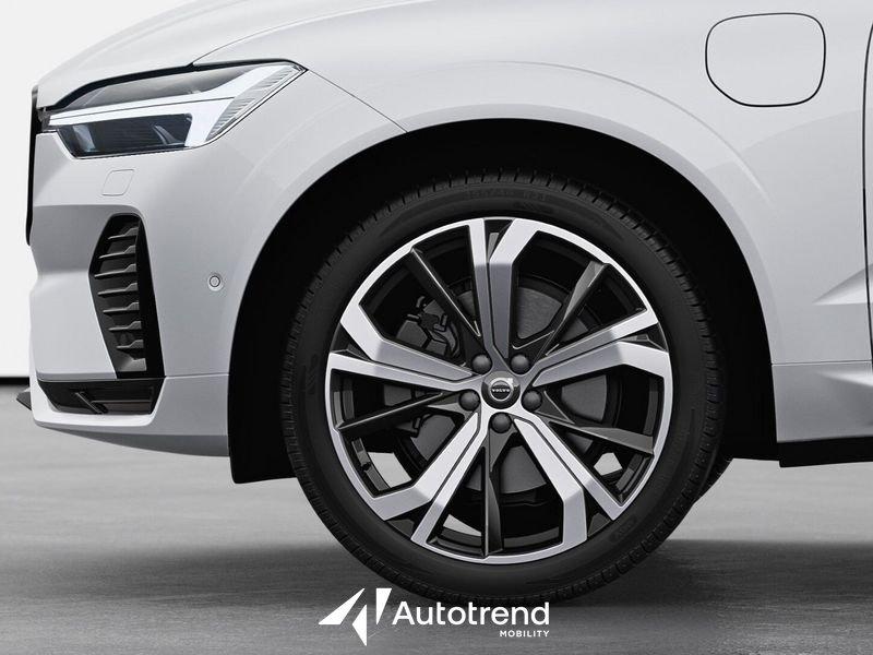 Volvo XC60 T6 253+145 CV AWD Plug-in Hybrid Automatica Recharge Ultimate Dark Pronta Consegna