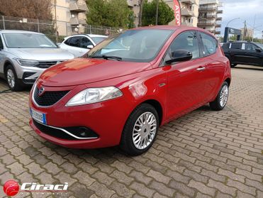 Lancia Ypsilon 1.2 69 CV 5p GPL Gold