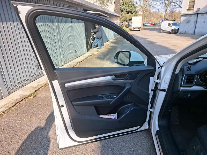 Audi Q5 Sportback 40 2.0 tdi mhev 12V S line quattro s-tronic