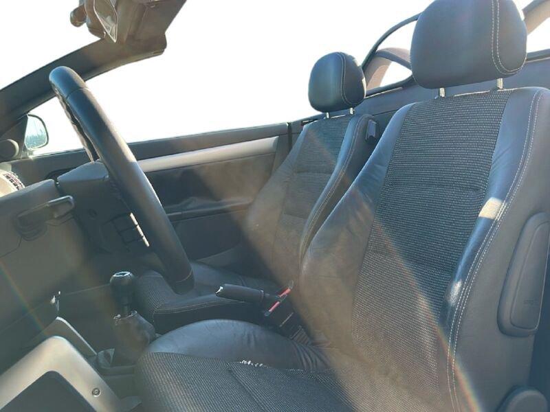 Opel Tigra TwinTop Tigra TwinTop 1.4 16V Sport