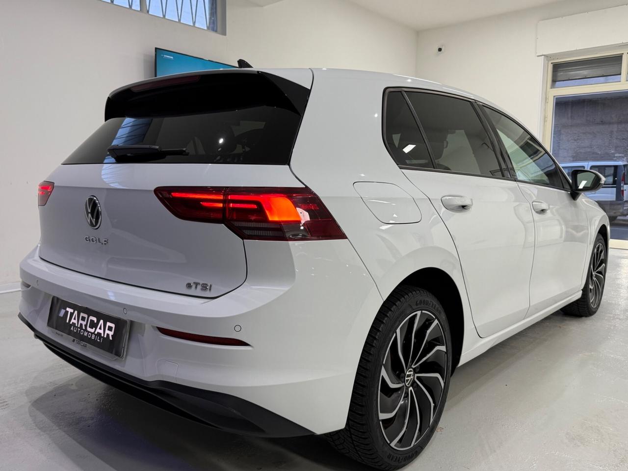 Volkswagen Golf 1.0 eTSI DSG *IQLight*Luciambient