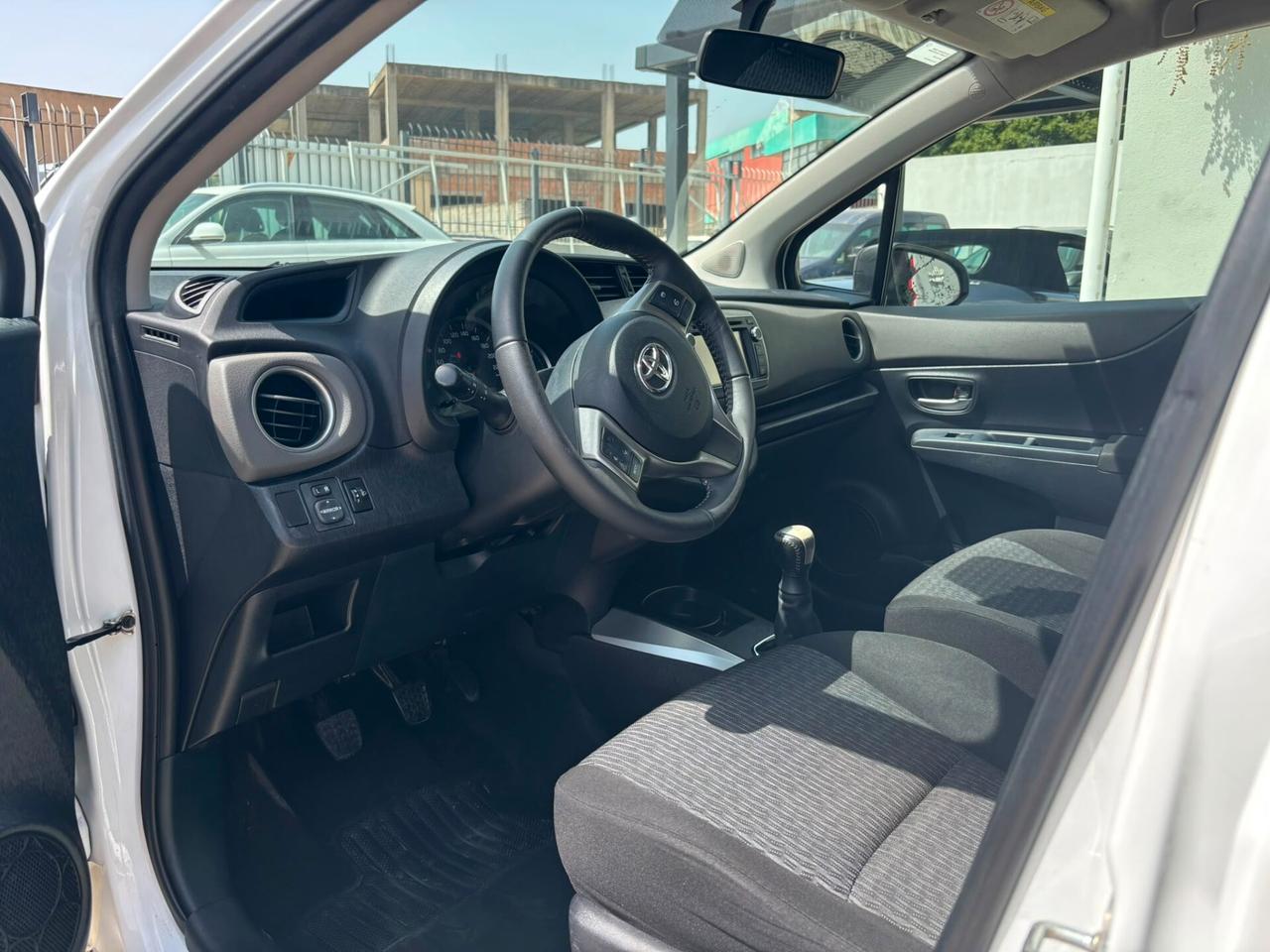 Toyota Yaris 1.0 Lounge 69 CV