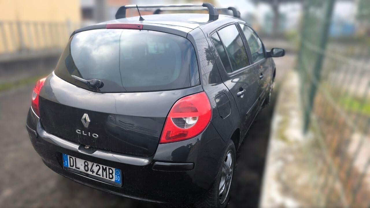 Renault Clio 1.4 turbo GPL neopatentati motore nuovo