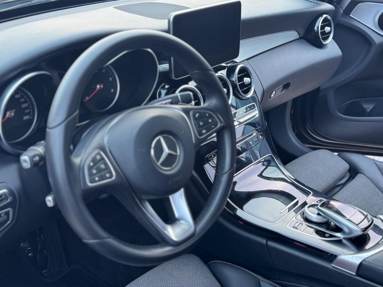 Mercedes-benz C 220 Automatico AMG LINE !