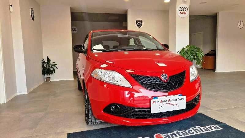 Lancia Ypsilon 1.2 69 CV Ecochic GPL Gold MY19